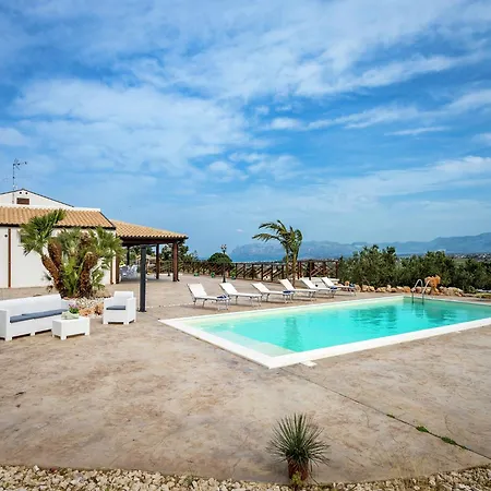 In Sicily With Pool & Garden * Castellammare del Golfo