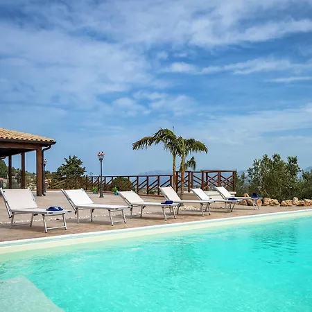 In Sicily With Pool & Garden Castellammare del Golfo